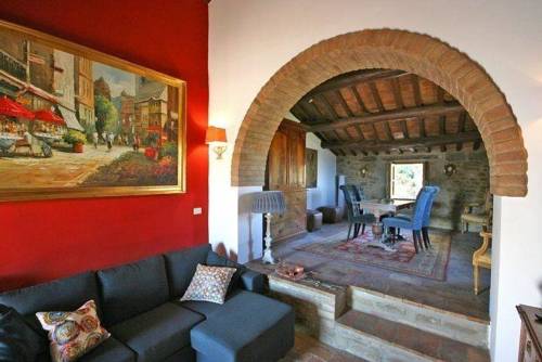 Cortona Italy Booking.com Hotel Bonus Discount Code