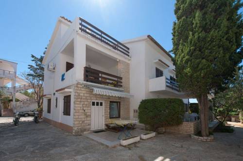 Novalja Croatia Booking.com Hotel Bonus Discount Code